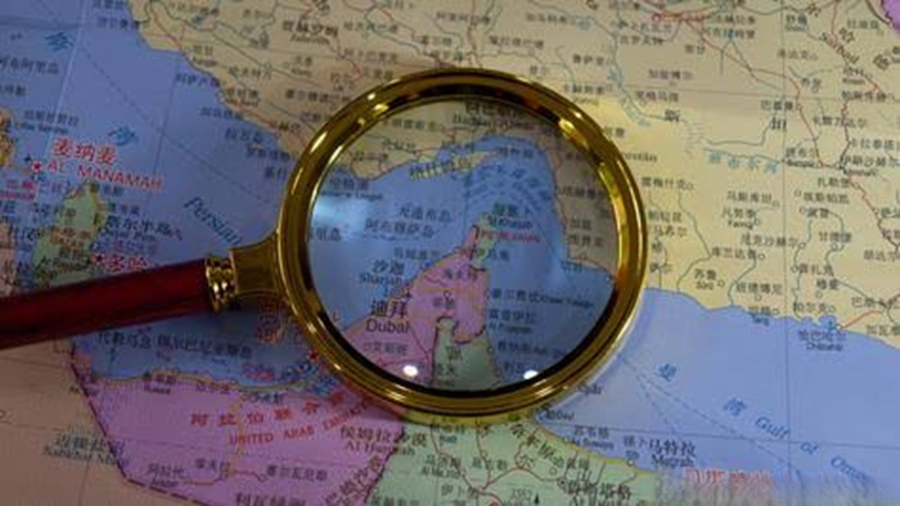 تنگه هرمز زیر ذره‌بین ایران + فیلم