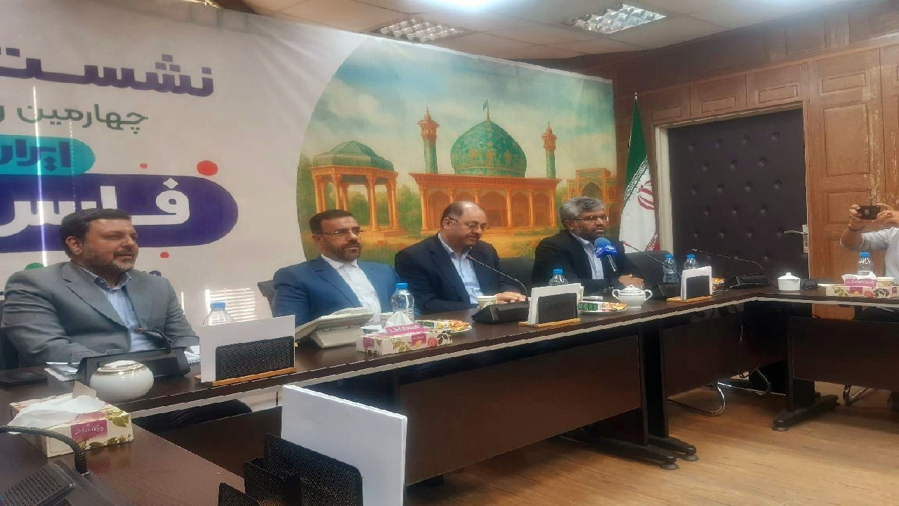 «ایران جان» به سراغ به فارس رفت/ فیلمنامه سریالهای حافظ، سعدی و خواجوی کرمانی منتظر تایید سیما فیلم