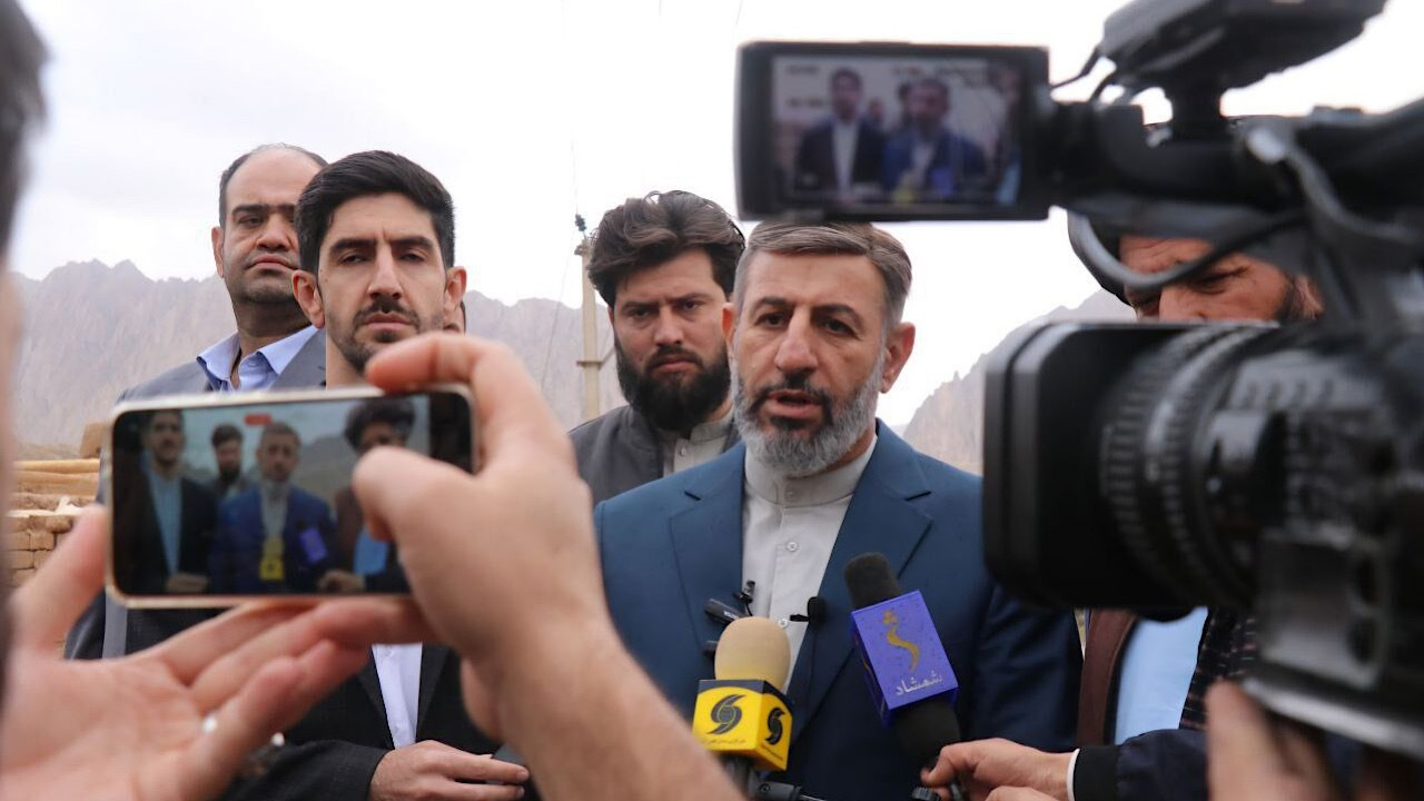 نخستین محموله کمکهای ایران به زلزله زدگان شمال افغانستان ارسال شد