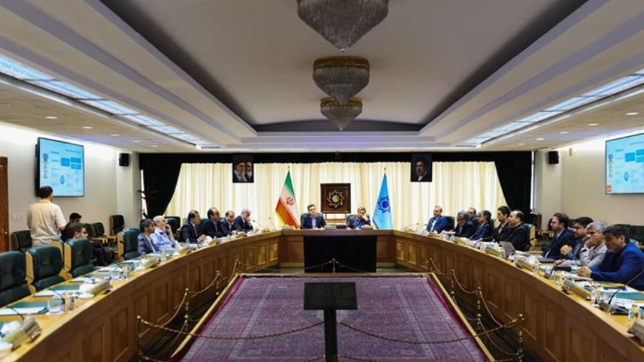 زیست بوم پولی و بانکی کشور بر پایه فناوری دانش بنیان طراحی میشود