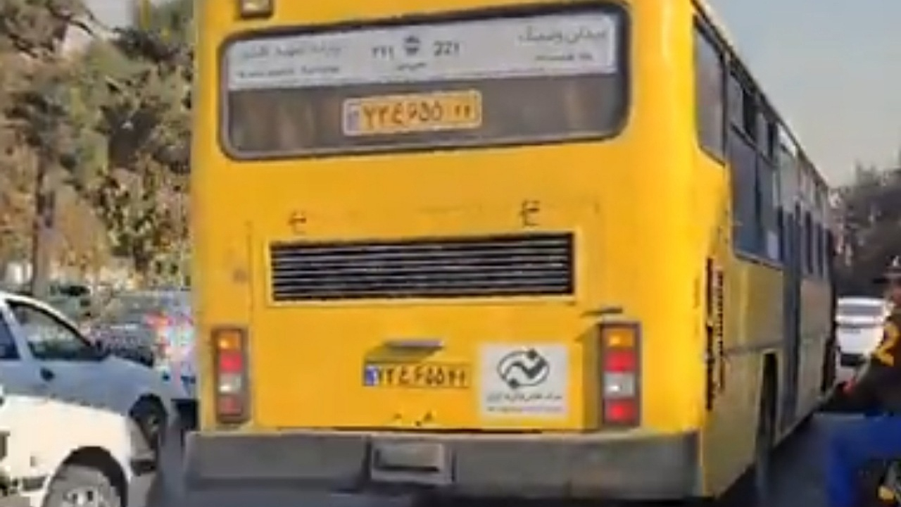 برخورد شرکت واحد با راننده متخلف اتوبوس + فیلم