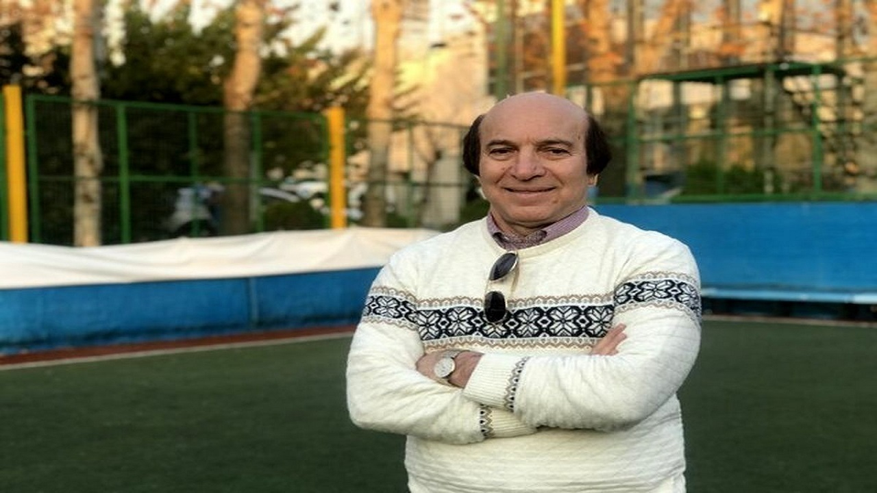 فدراسیون فوتبال در ناکامی تیم ملی امید مقصر است/ بازیکنان سن بالا به تیم ملی چسبیده‌اند