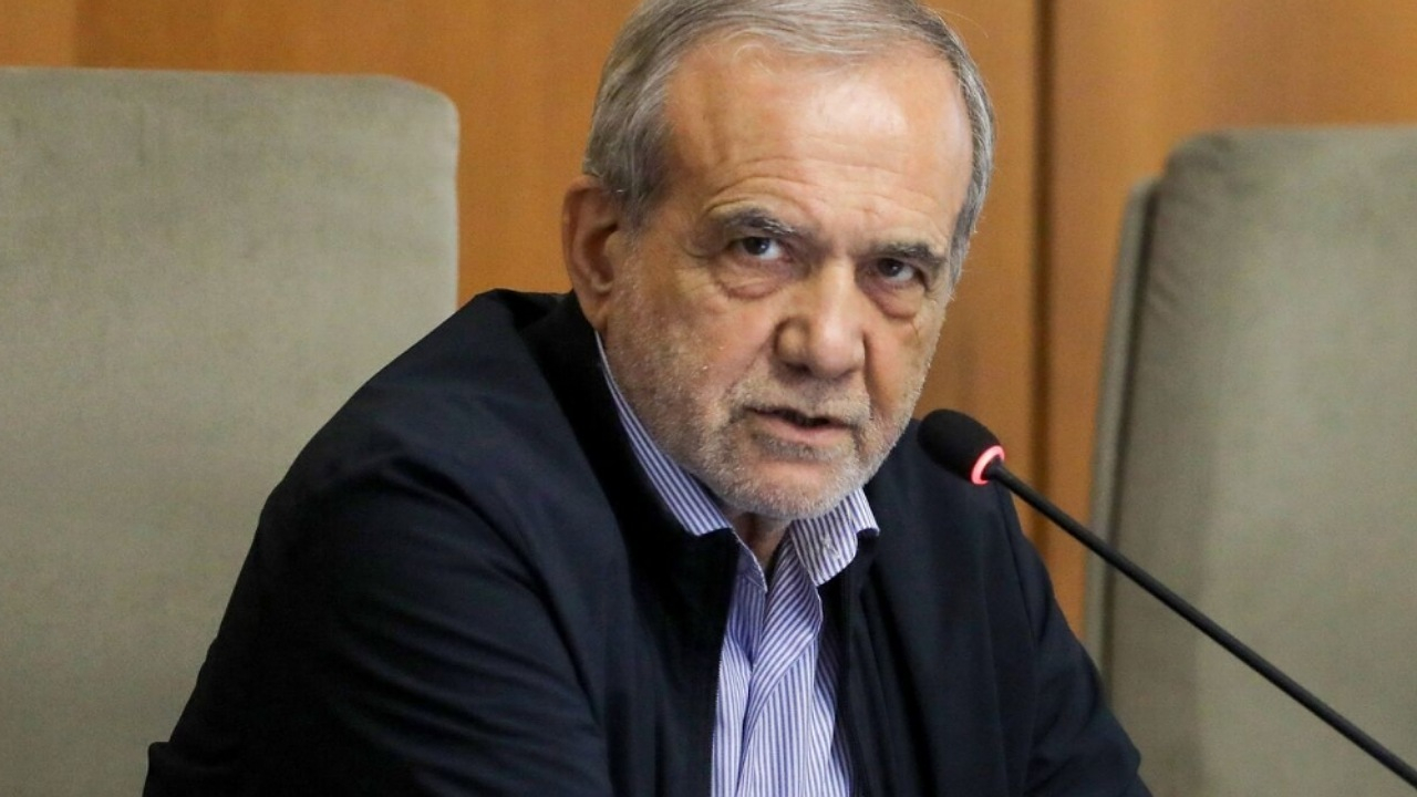 سپاس قلبی رئیس جمهور از الطاف و حمایتهای رهبر معظم انقلاب از دولت