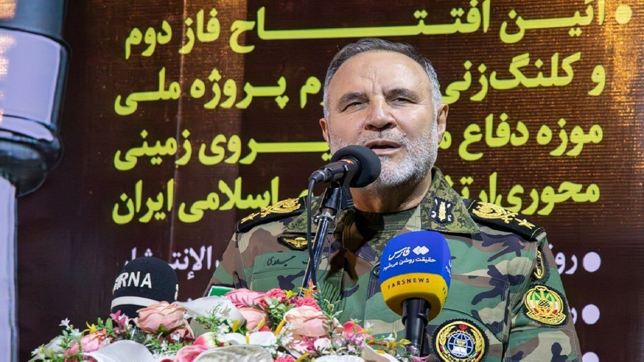 نشانه نورانیت شهدا، ولایتمداری و ولایتمحور بودن آنان بود