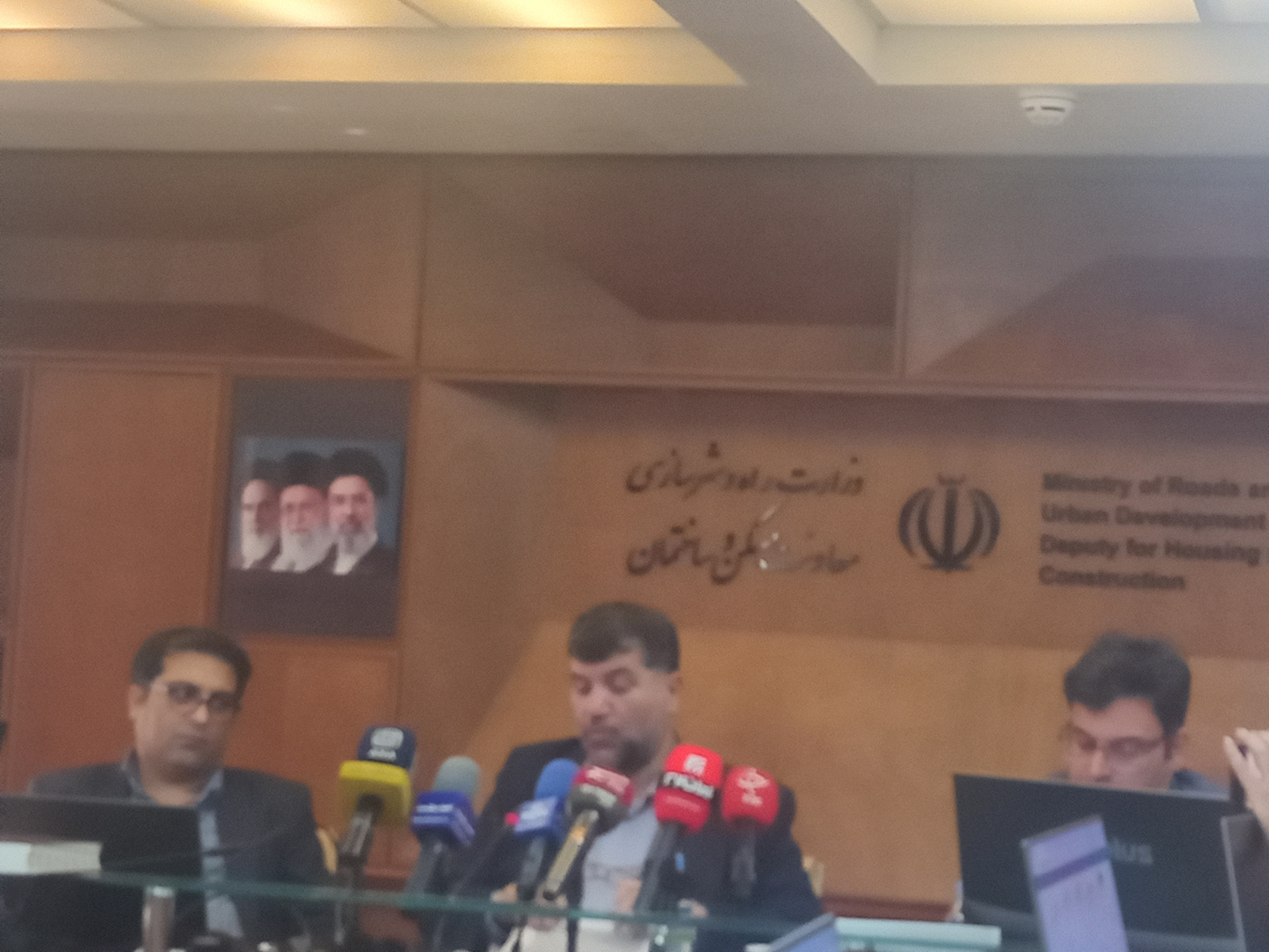 تزریق ۵۳۰ همت تسهیلات بانکی به پروژههای نهضت ملی مسکن/ پرداخت تسهیلات ۲۰۰ میلیون تومانی به پروژههای بالای ۸۵ درصد