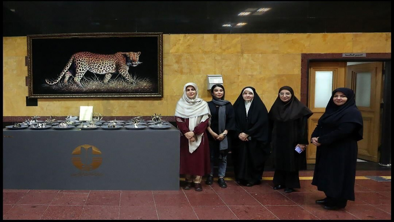یکی از آثار برگزیده دوسالانه سرامیک در سازمان حفاظت محیط زیست جانمایی شد