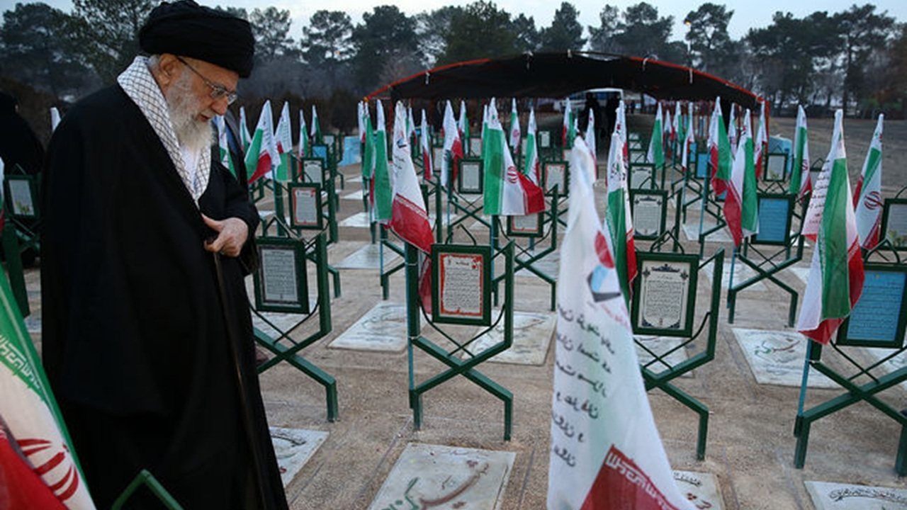 جایگاه ارزشمند شهید نزد خداوند در کلام رهبر معظم انقلاب + فیلم