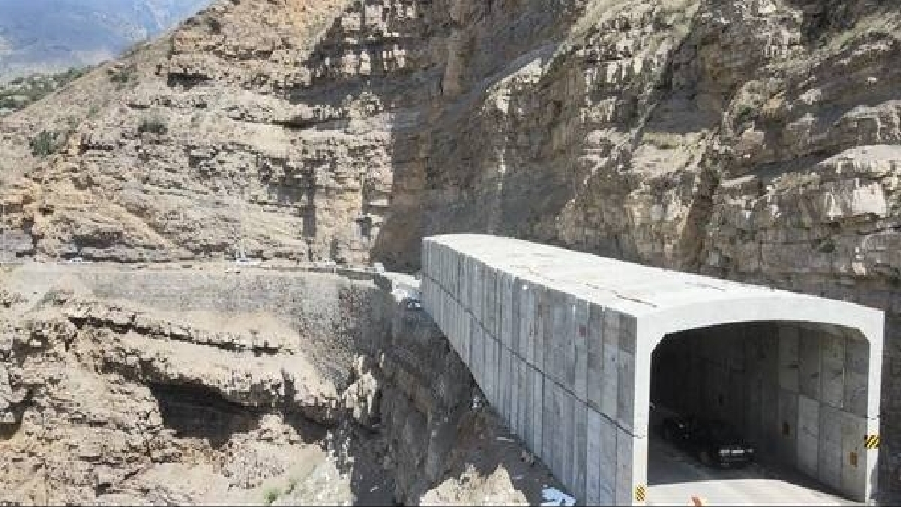 انسداد جاده چالوس از ۱۰ تا ۱۹ آذرماه