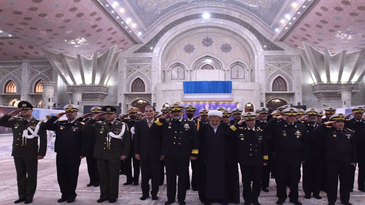 تجدید میثاق فرماندهان نیروی دریایی ارتش با آرمان‌های امام (ره)