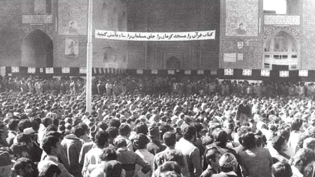 قرآن سوزی از زمان رژیم پهلوی شروع شد!