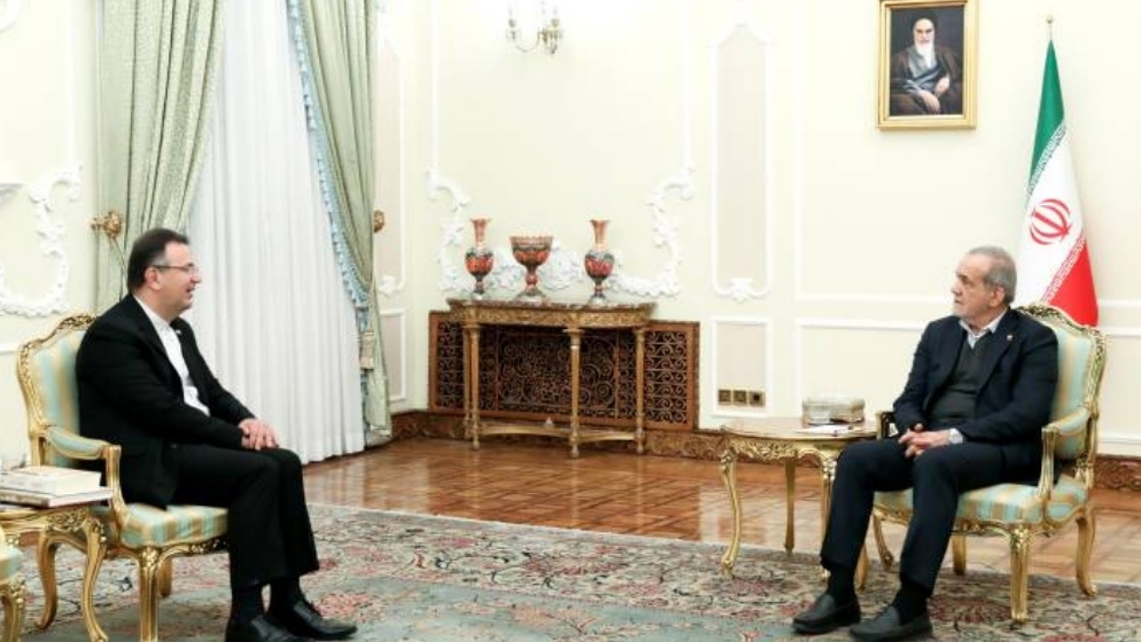 تأکید رئیس‌جمهور بر ارتقای همگرایی ایران و گرجستان در معادلات نوین قفقاز