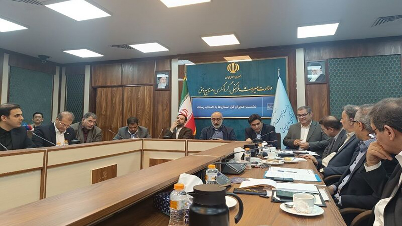 بیش از ۱۴۰۰رویداد گردشگری در کشور برگزار میشود/همزمانی نمایشگاههای گردشگری و صنایعدستی