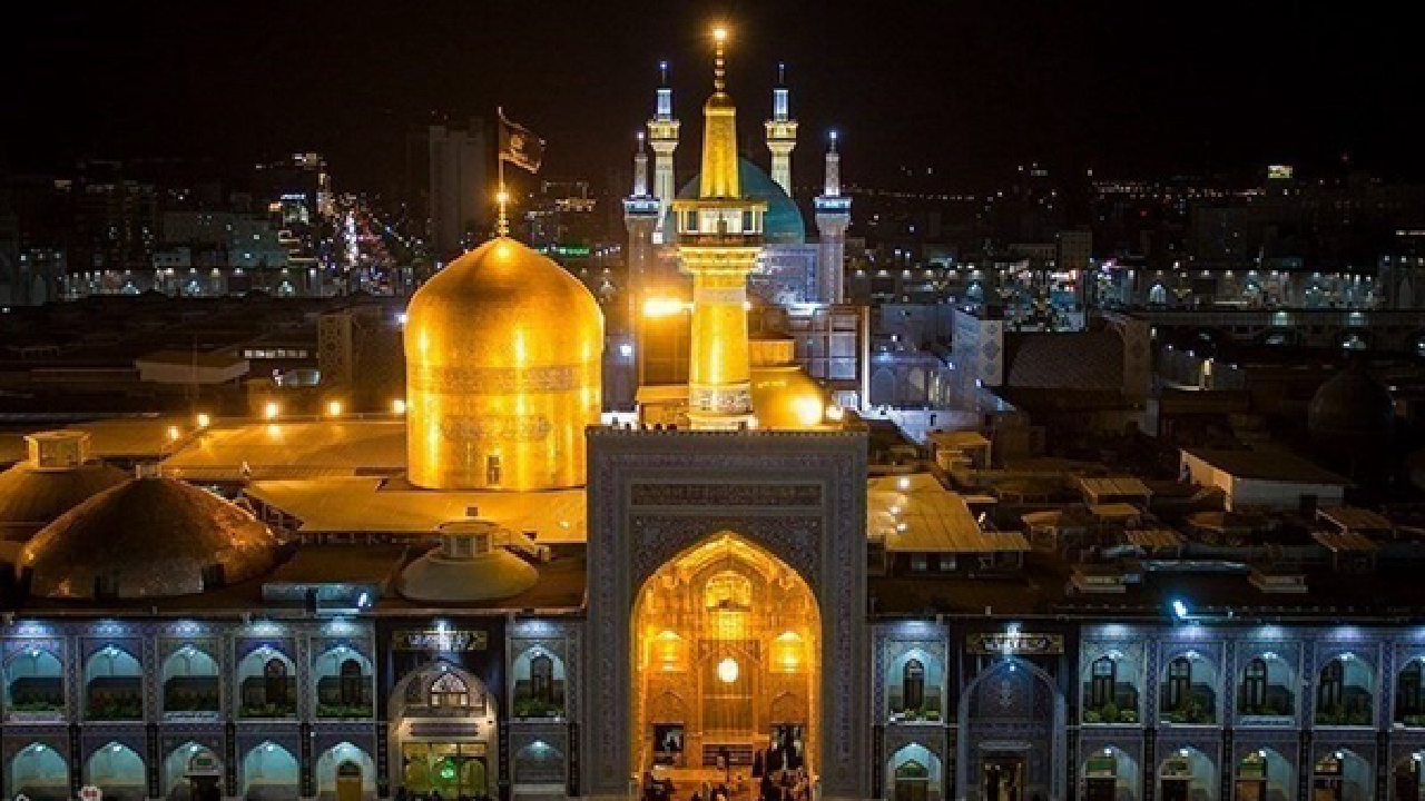امام رضا در صحن انقلاب، بیمار بستری میکند!