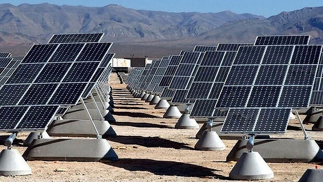 نرخ برق صنایعی که از انرژی تجدیدپذیر استفاده نکردند، افزایش یافت