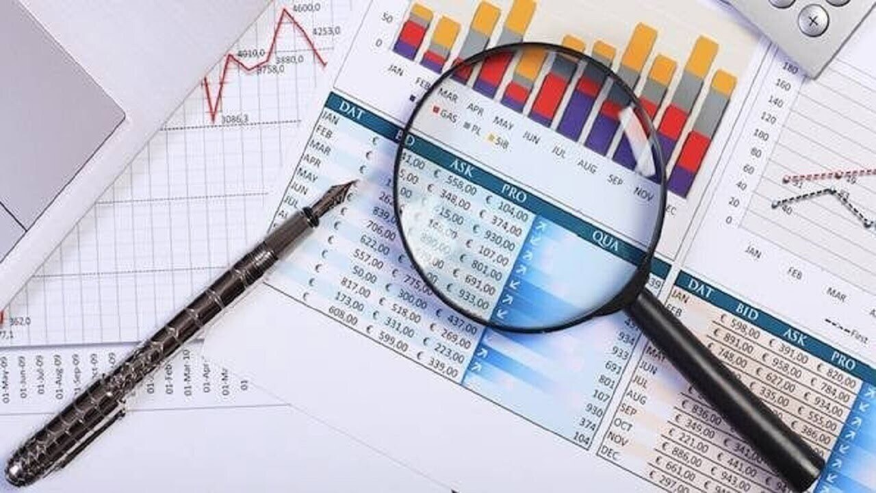 بانکها باید در چارچوب موازین حقوقی حرکت کنند