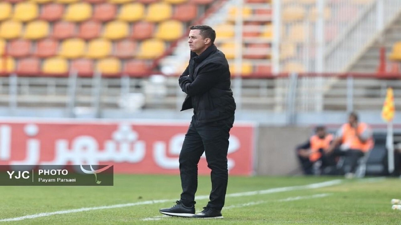 اوسمار خواستار جذب هافبک دفاعی شد