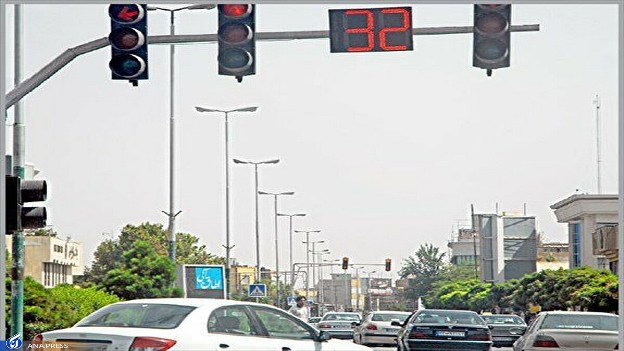 تجهیز چراغراهنمایی تقاطعهای پرتردد منطقه ۲ به سیستم برق اضطراری