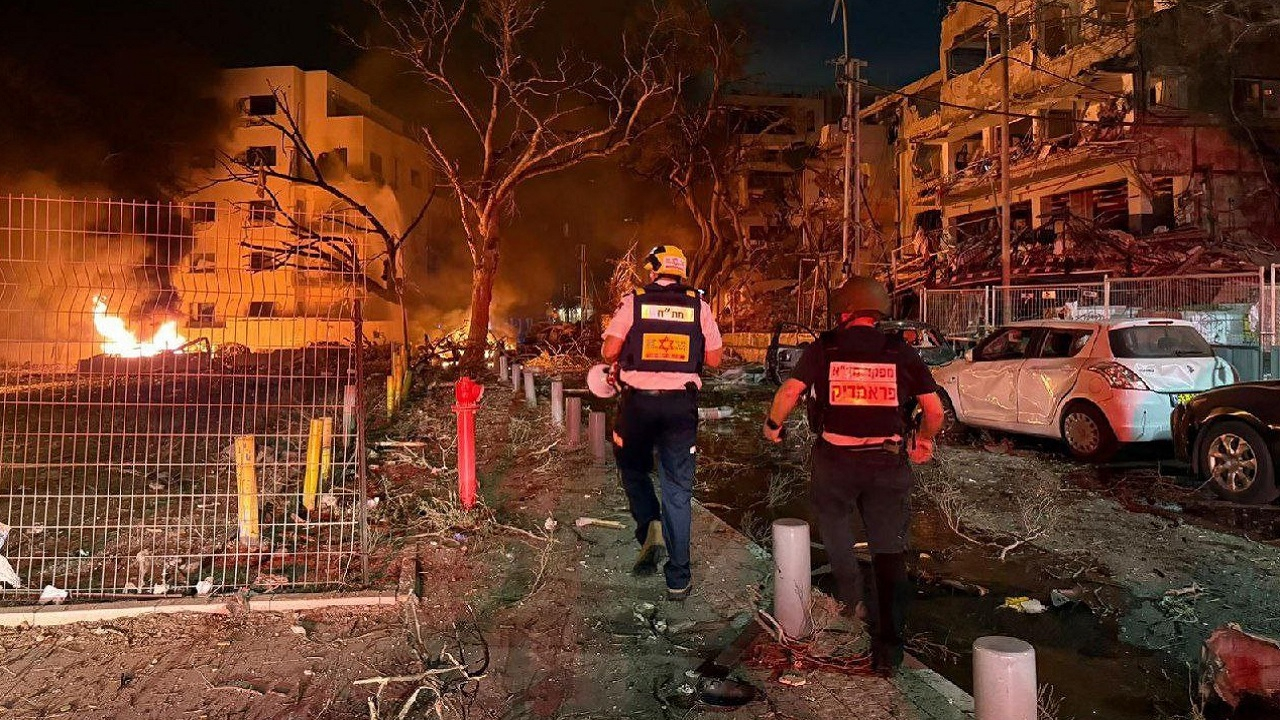 صهیونیستها امروز هم با غرش موشکهای ایران از خواب بیدار شدند