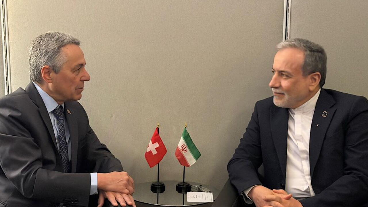 نخستین دیدار عراقچی در نیویورک؛ گفت‌وگو با همتای سوئیسی