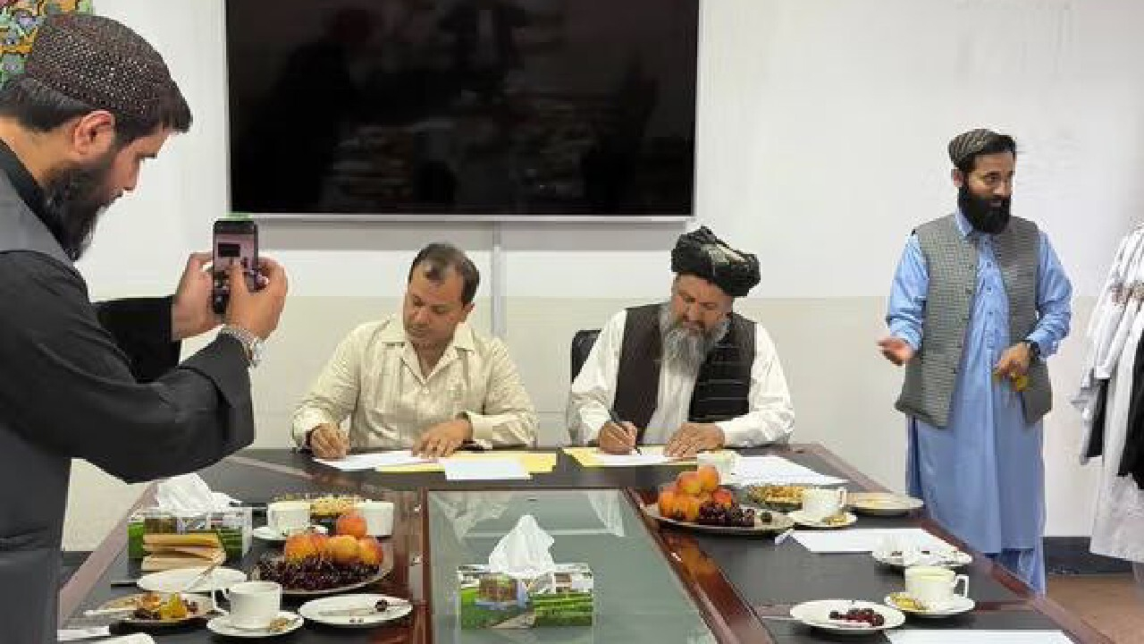 افغانستان تفاهمنامه تولید مشترک محصولات نساجی را امضا کرد