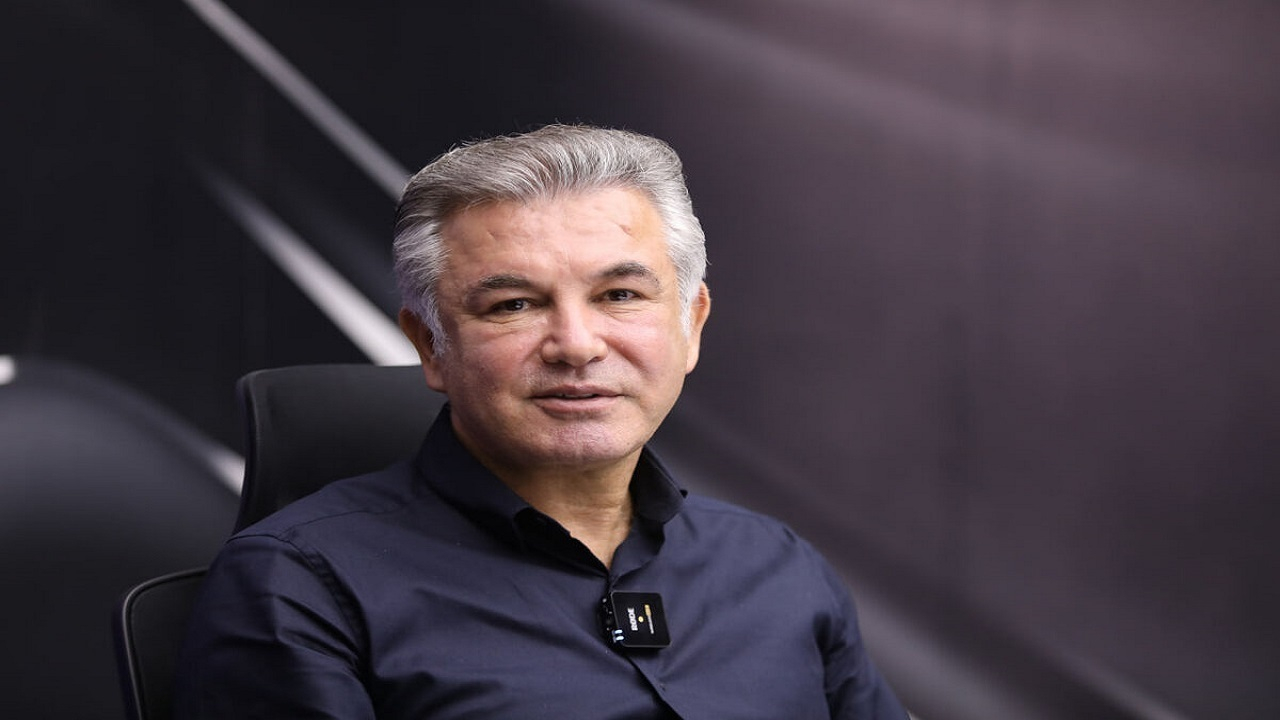 کارتال میخواهد در پرسپولیس جوانگرایی کند/ پروین دخالتی در امور سرخپوشان نمیکند