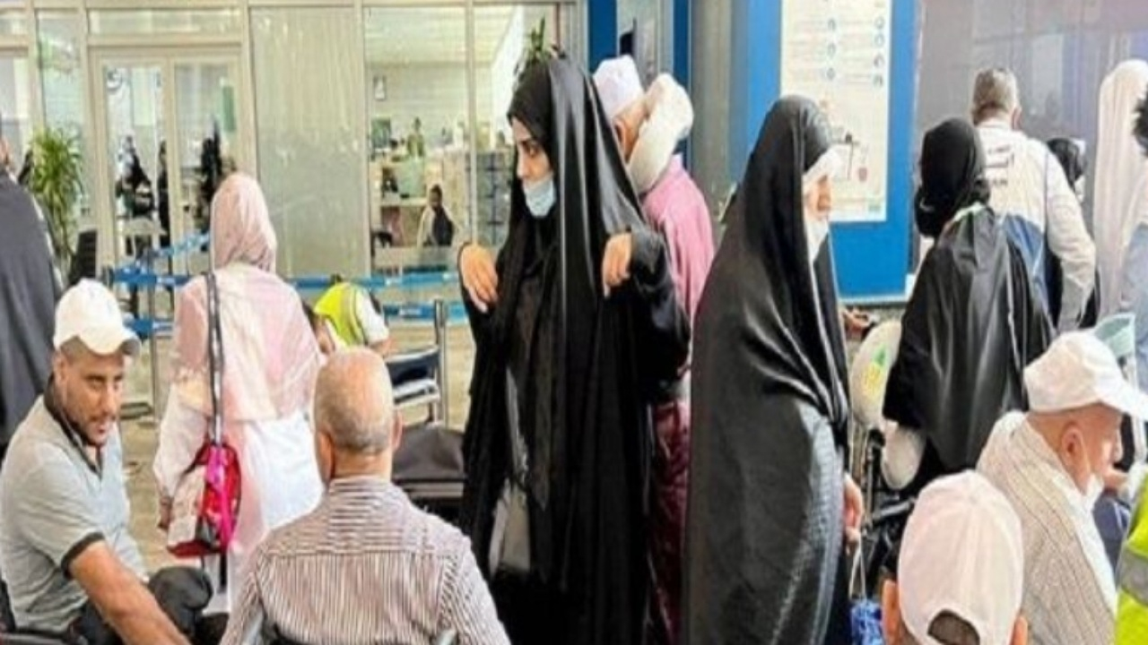 کاروان جانبازان از حج تمتع به کشور بازگشت