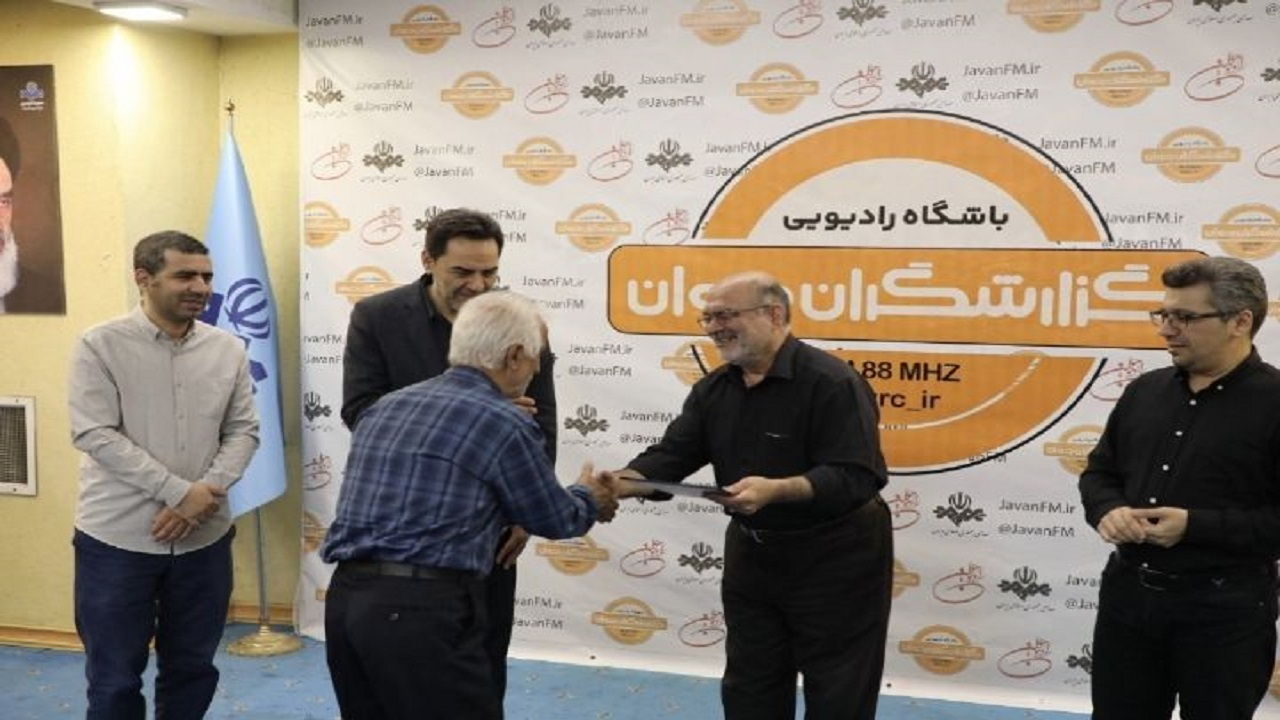 گزارشگران رادیو؛ همرزمان خط مقدم آگاهی