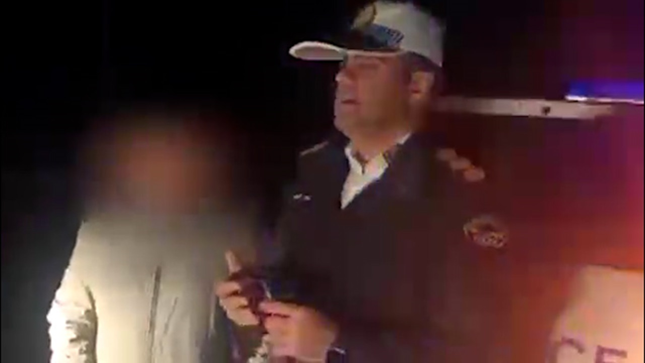 نوجوان ۱۷ ساله پشت فرمان کامیون + فیلم