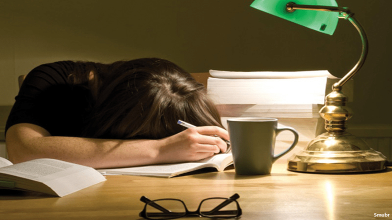 شب‌بیداری یادگیری و هوشیاری صبحگاهی را کاهش می‌دهد