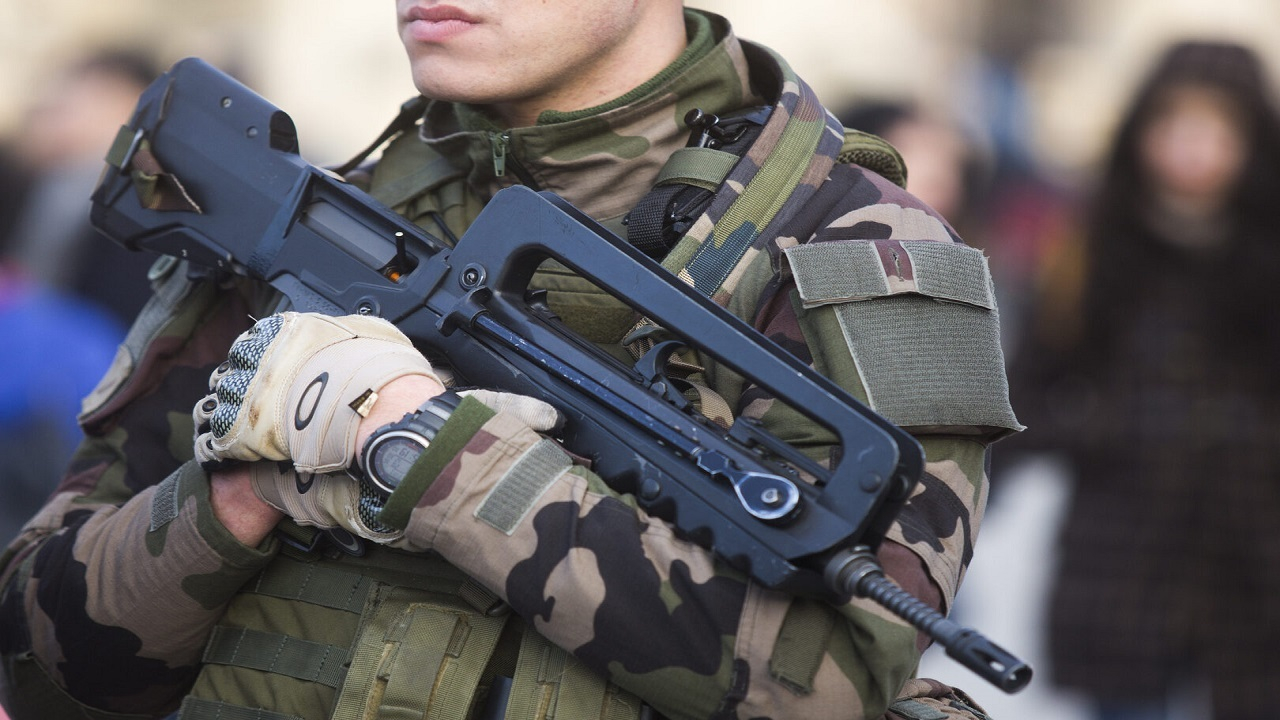 روسیه طرح مکرون برای اعزام ۲ هزار سرباز به اوکراین را فاش کرد