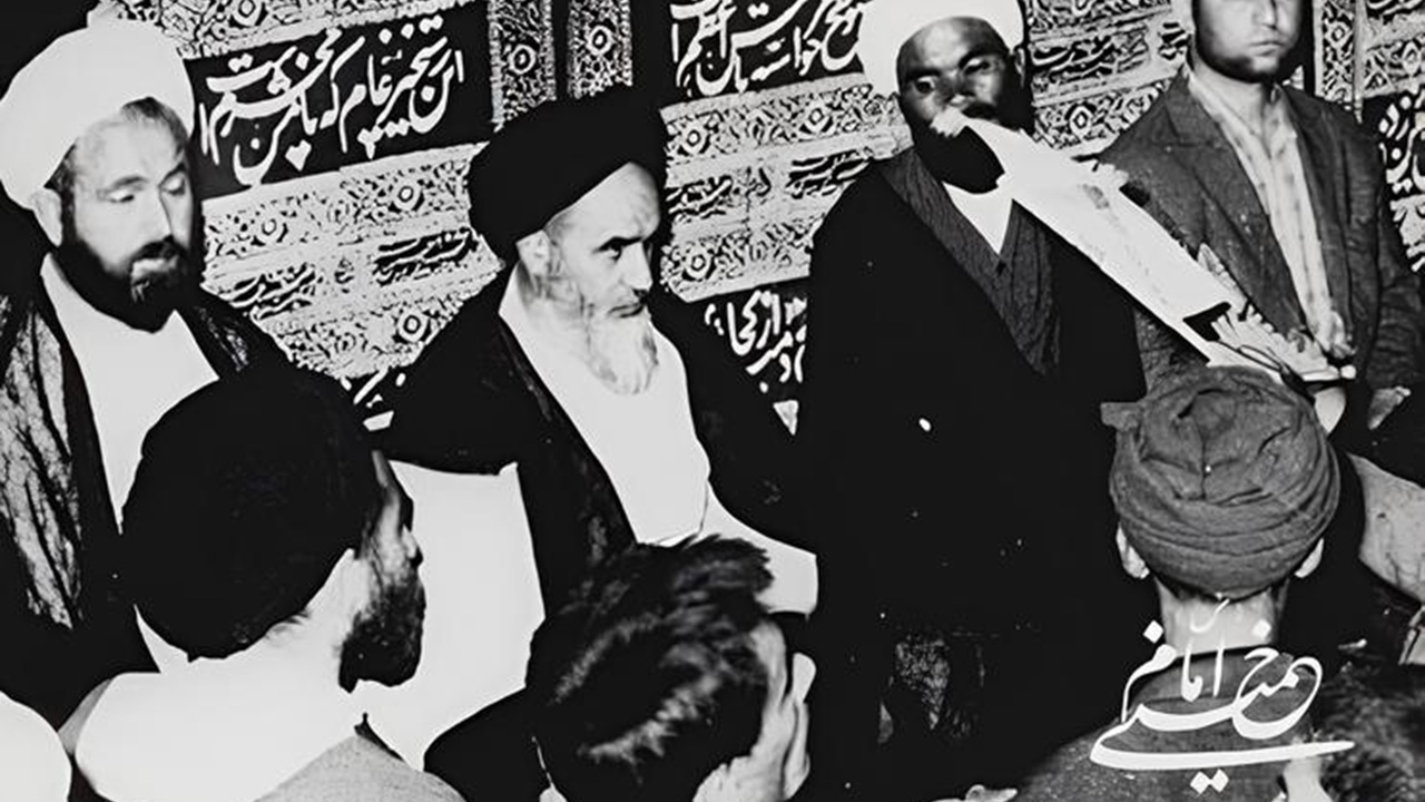 سخنرانی کوبنده امام خمینی (ره) علیه رژیم پهلوی در محرم ۱۳۴۲ + فیلم