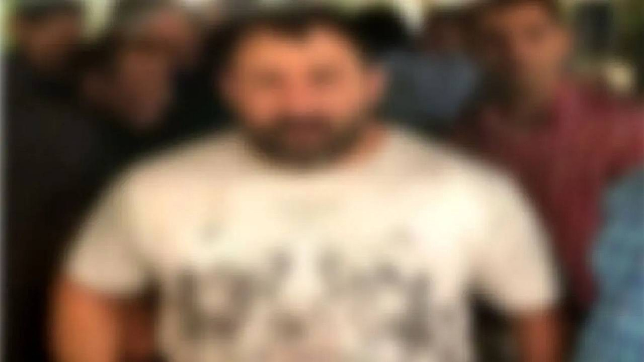 تریبون‌های مجازی: از ترویج مواد مخدر و روابط نامشروع تا سفیدشویی اراذل