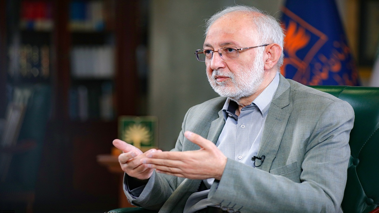 مختارپور: تقریظ‌های رهبری گاهی تقدیر از نویسنده و گاهی توصیه‌ای به جامعه است