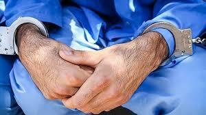 پلاک به جا مانده در ایستگاه اتوبوس، سارقان را گرفتار کرد