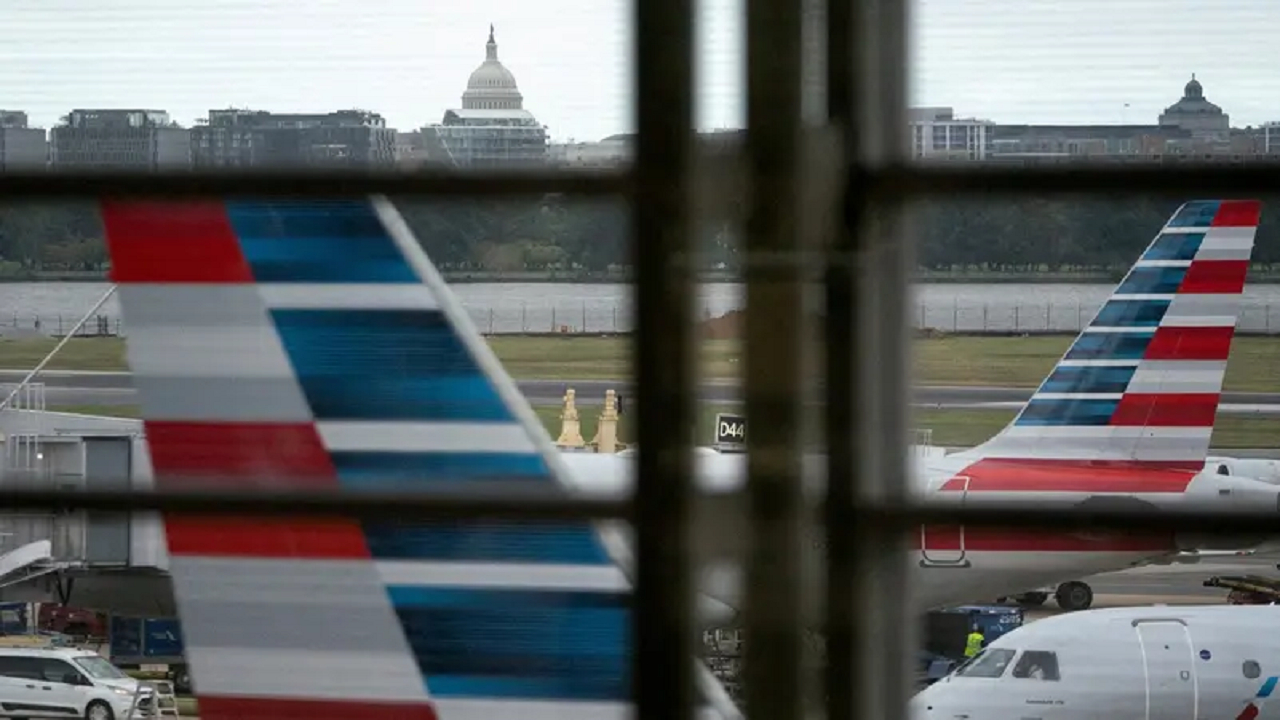 تداوم بحران کنترل ترافیک هوایی آمریکا در پی تعطیلی دولت