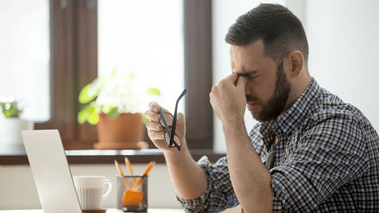 چرا مغز اشتباهات را توجیه میکند؟