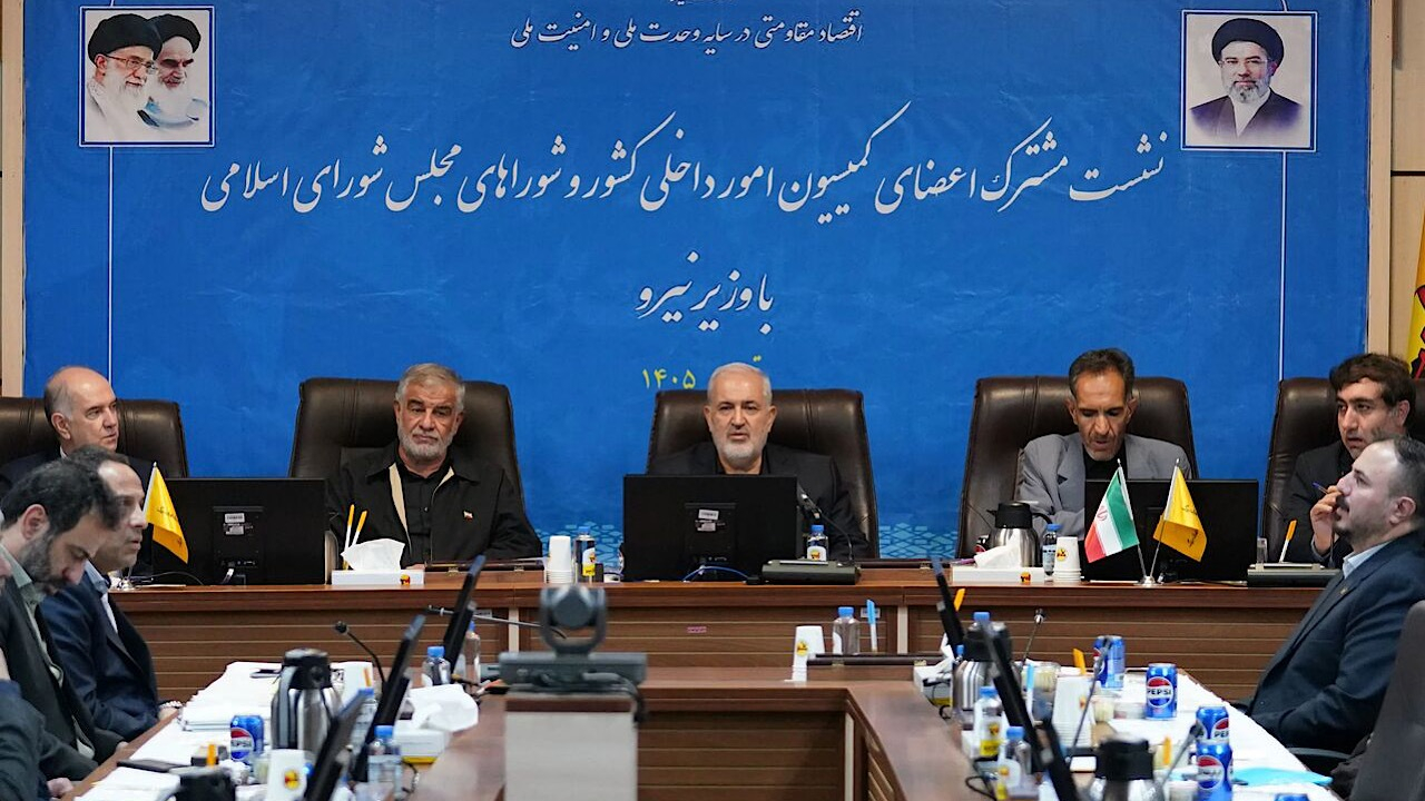 وزیر نیرو: ساخت مسکن بدون پیش‌بینی آب و برق، چالش‌ساز شده است
