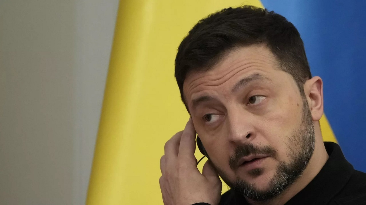 زلنسکی با تظاهر به آمادگی برای انتخابات؛ ترامپ را فریب میدهد