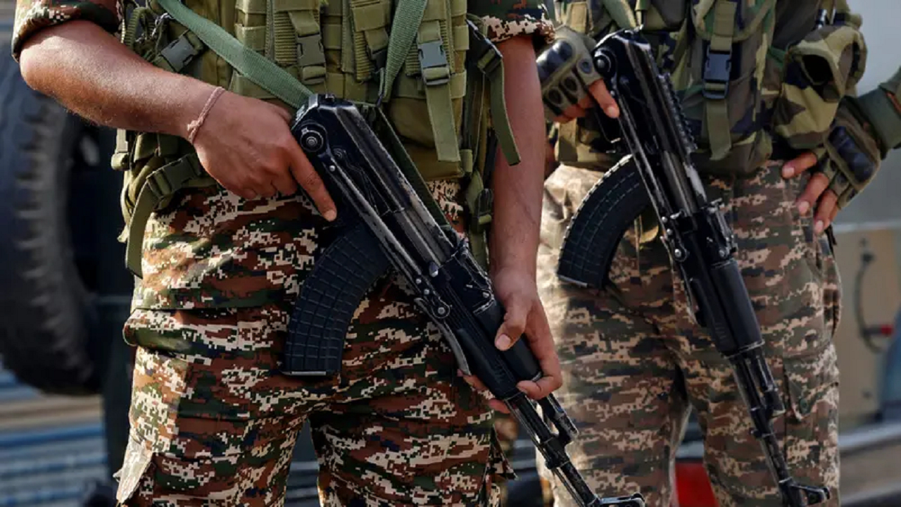 پلیس هند موجی از عملیات گسترده را در کشمیر انجام داد