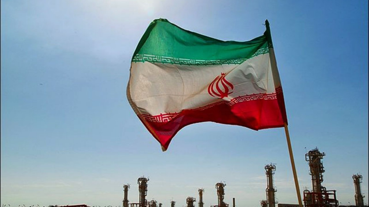 چماق و اهرم فشار آمریکا علیه نفت ایران با شکست مواجه شد + فیلم