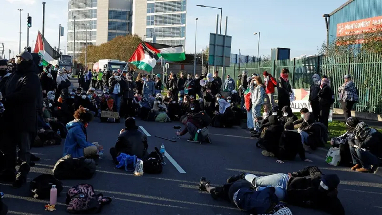 وزیر ایرلندی از محدودیتهای تجاری با شهرکهای اسرائیلی دفاع کرد