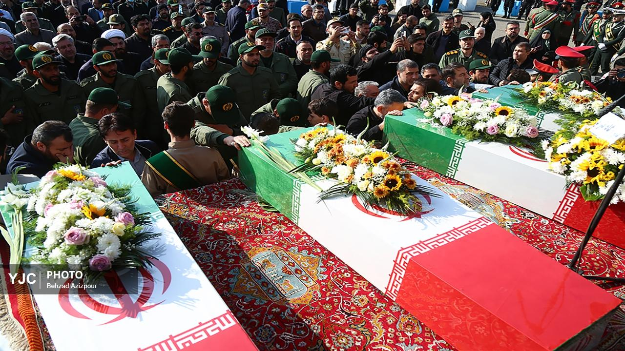 مراسم استقبال از پیکر‌های مطهر شهدای گمنام در تبریز