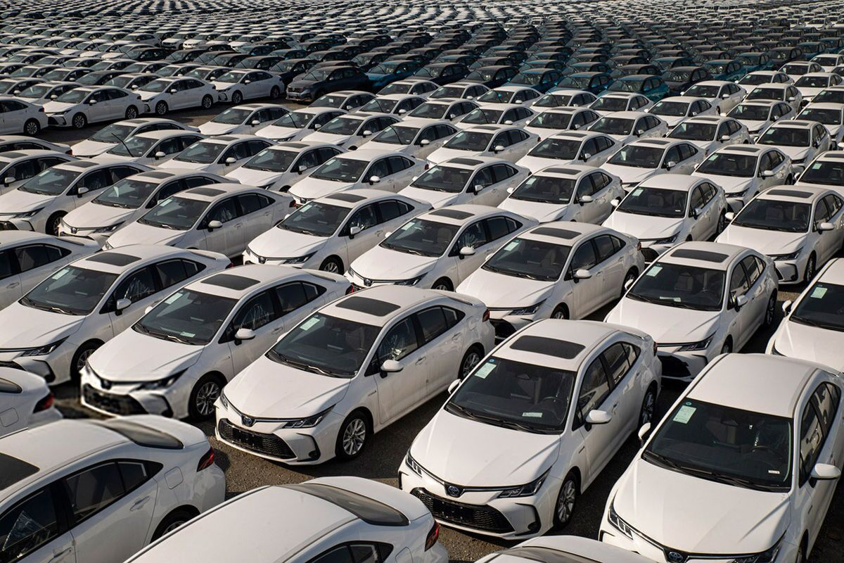 امکان واردات خودرو توسط ایرانیان مقیم خارج کشور تا ۲۹ اسفند تمدید شد