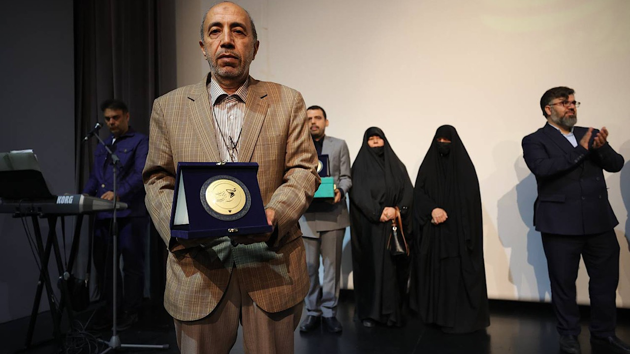 تجلیل از یکی از خاطرهسازترین تصویرگران دفاع مقدس