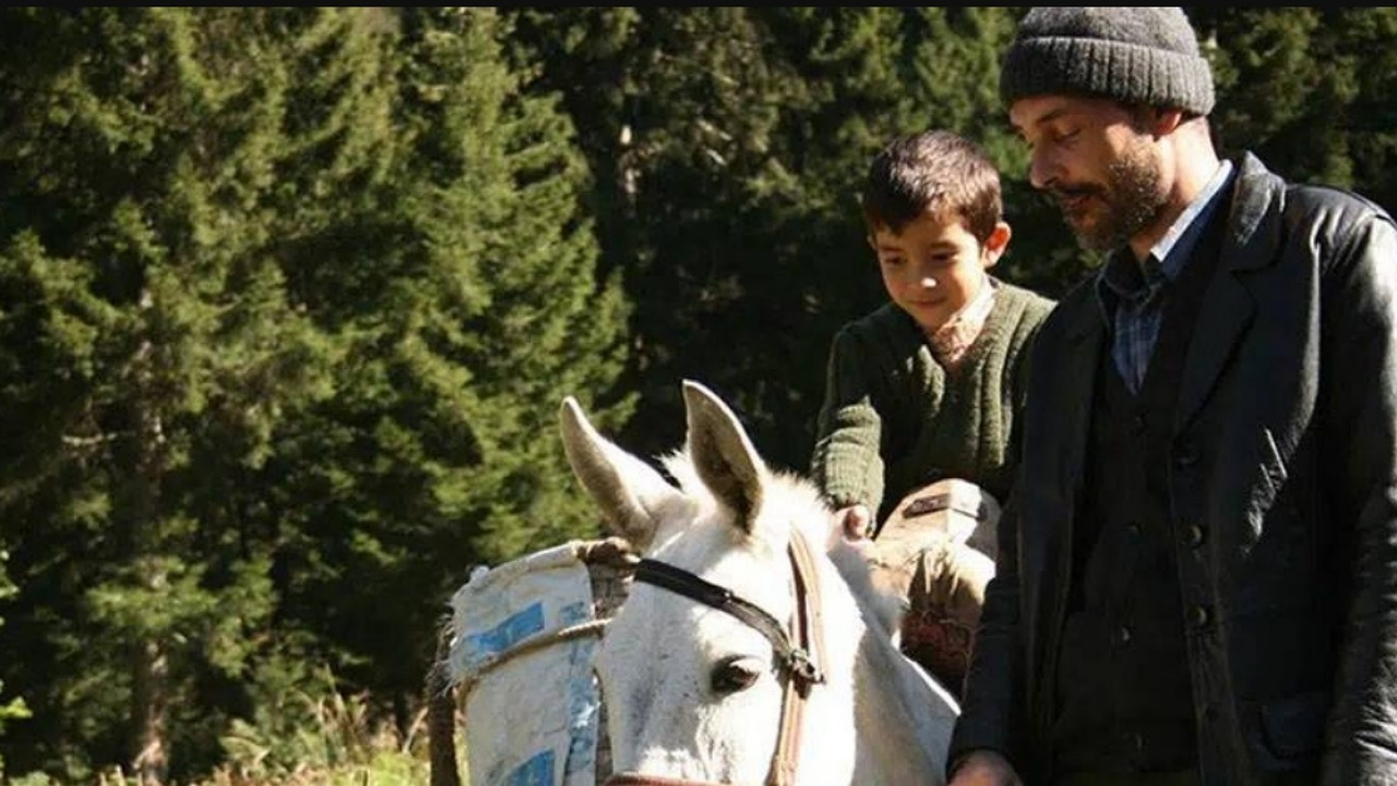 «هویت پنهان» به‌دنبال سه‌گانه‌ای از سینمای ترکیه تماشایی می‌شود