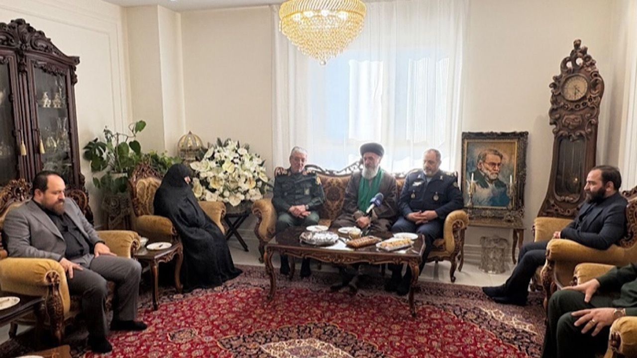 نصیرزاده:
شهید فخری‌زاده پیوند خوبی میان دانشگاه و صنعت برقرار کرد