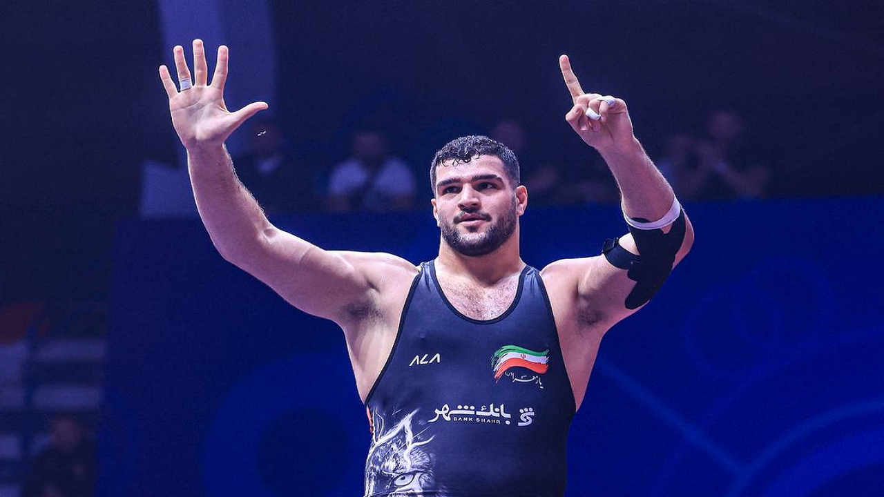 امیررضا معصومی: اگر حرفی نمی زنم از روی احترام و ادب است/ مشکلی با فدراسیون کشتی ندارم