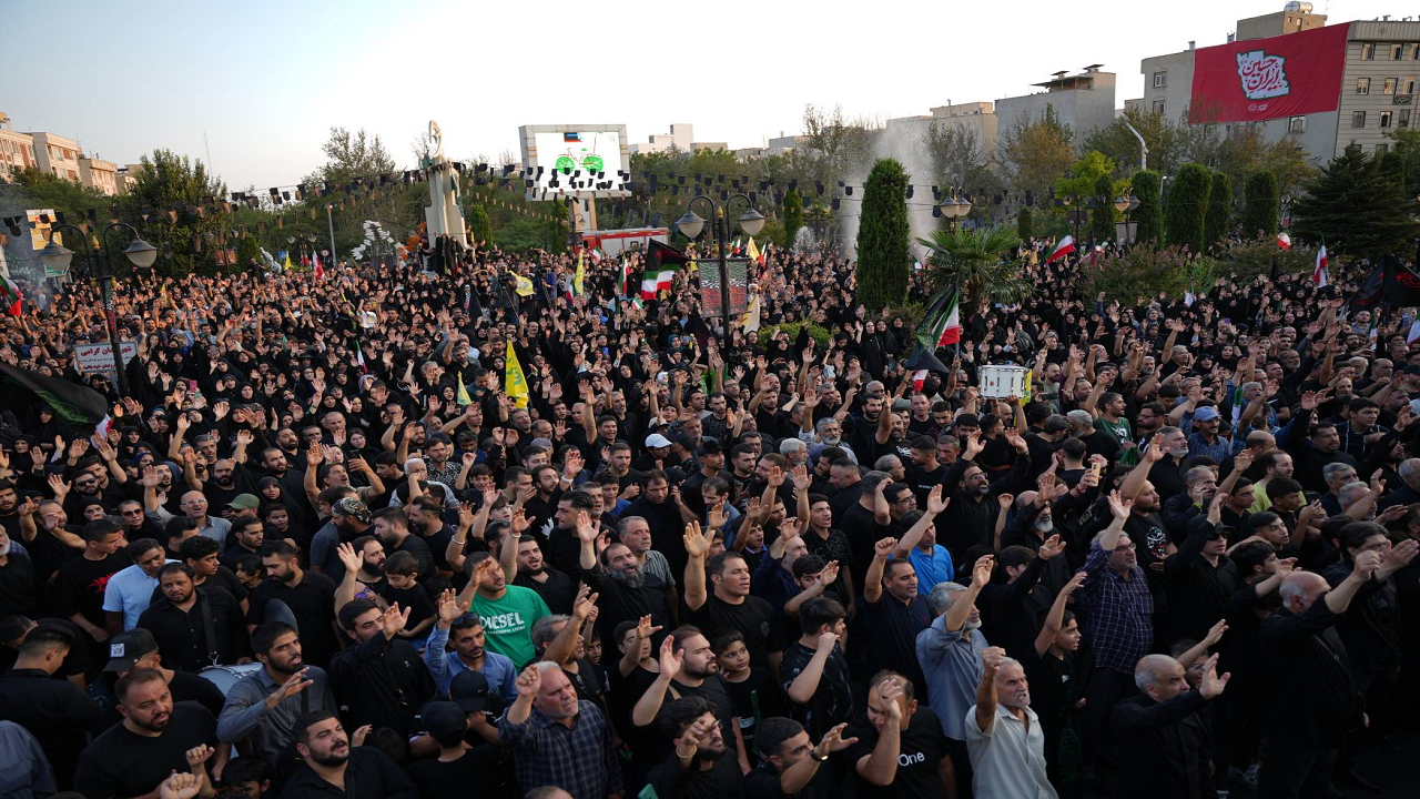 اجتماع باشکوه امامحسنیها در منطقه ۱۴ تهران برگزار شد
