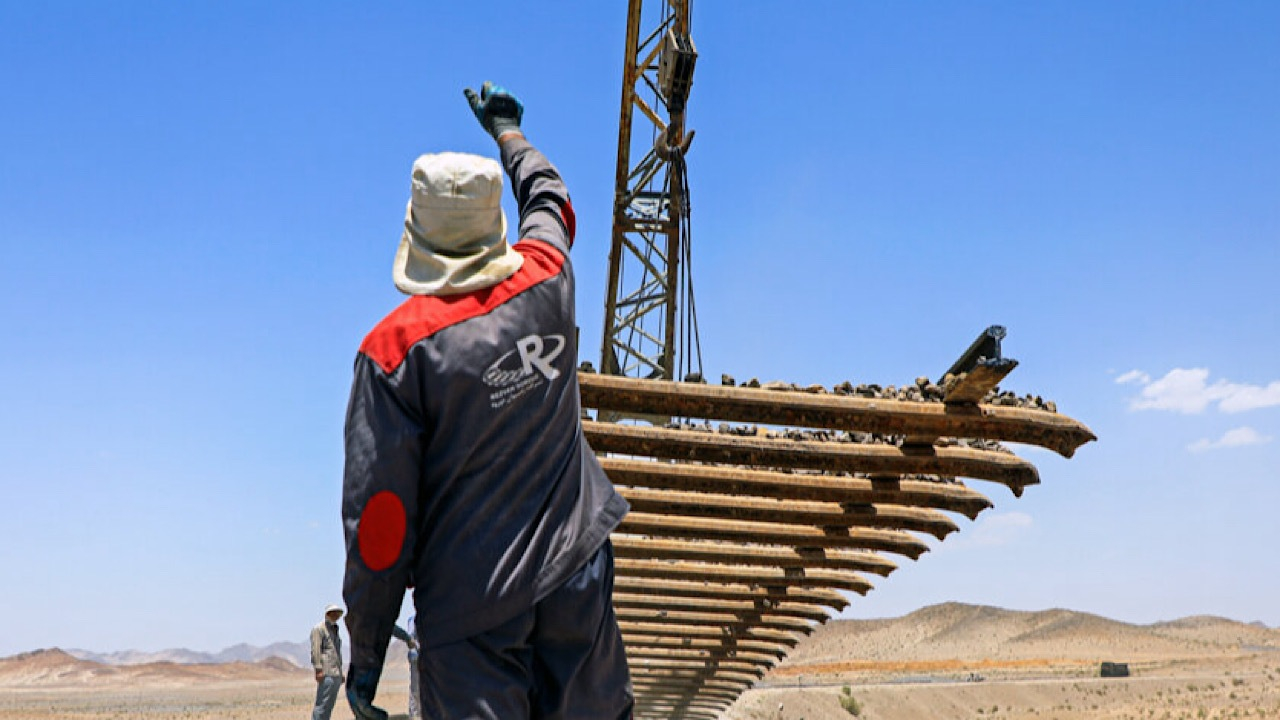 پایان عملیات اجرایی راهآهن چابهار- زاهدان تا ۶ ماه آینده