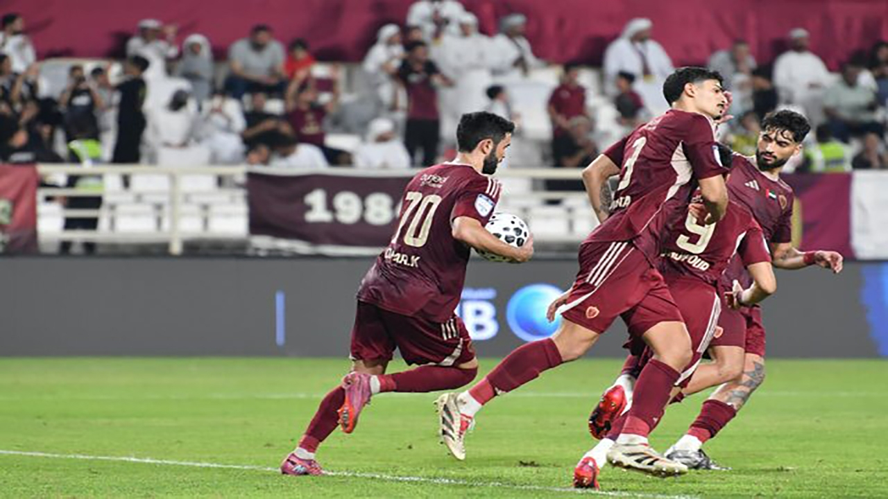 صدرنشینی تیم مورایس با حضور ۳ بازیکن ایرانی